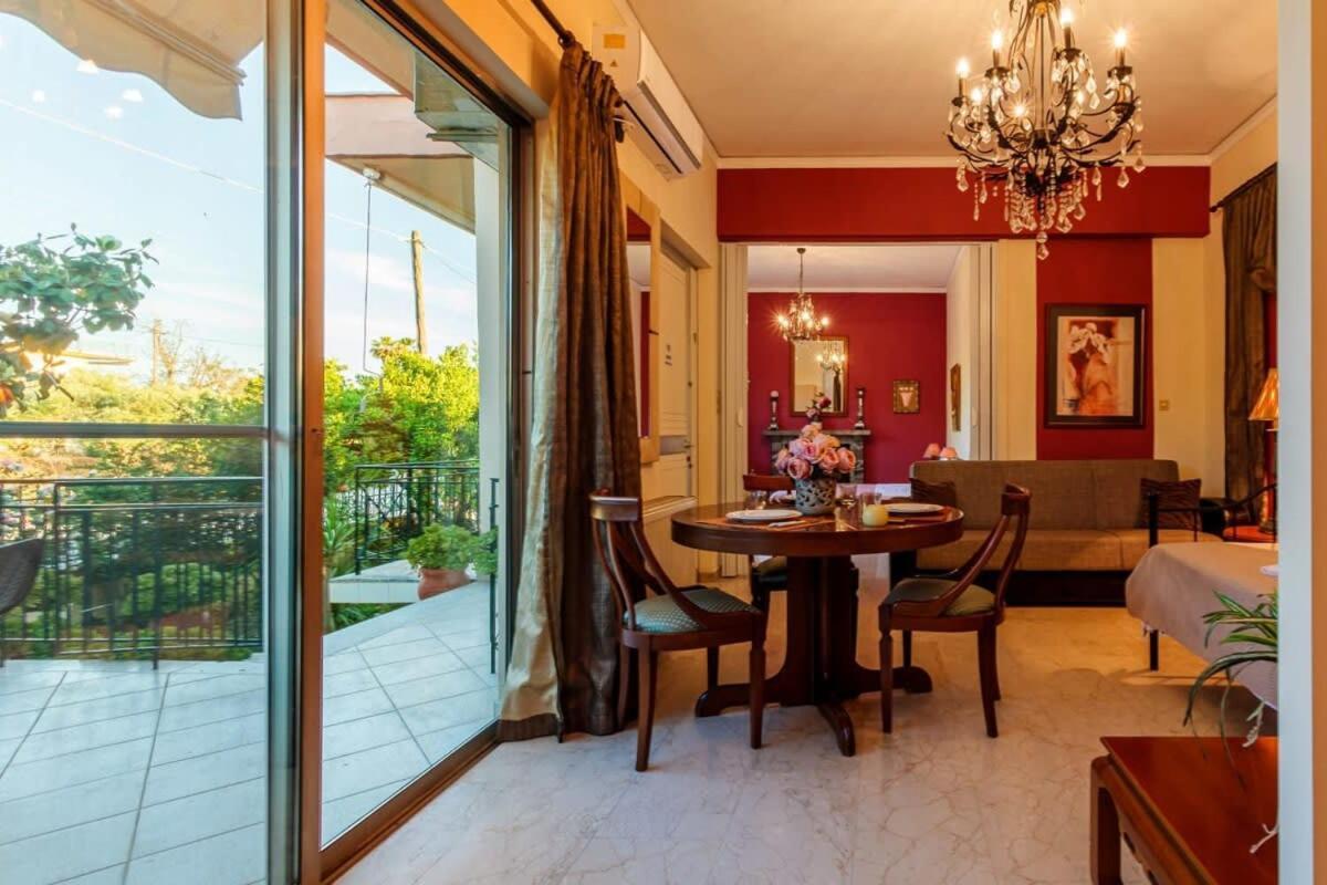 Stylish Seaside Home - Fully Equipped, Big Terrace Каламата Экстерьер фото